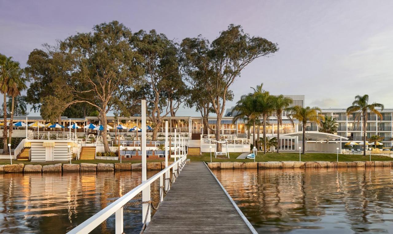 The Beachcomber Hotel & Resort, Ascend Hotel Collection Токли Экстерьер фото The Hotel Del Coronado