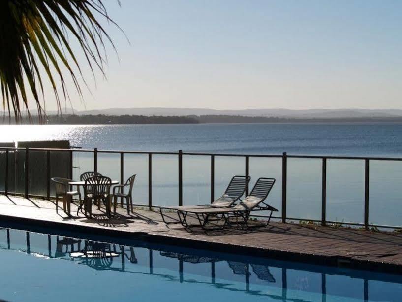 The Beachcomber Hotel & Resort, Ascend Hotel Collection Токли Экстерьер фото View of the bay from a hotel