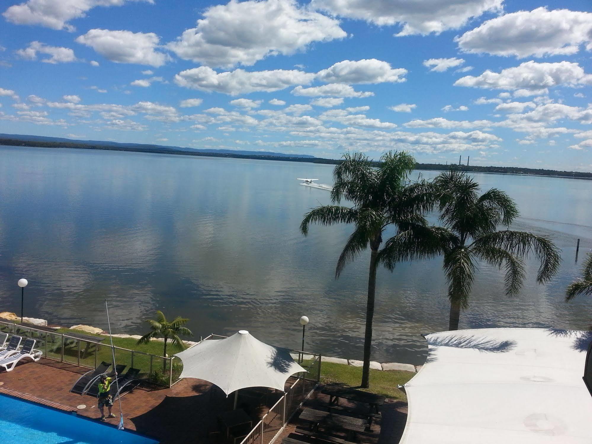 The Beachcomber Hotel & Resort, Ascend Hotel Collection Токли Экстерьер фото View of the Iguape River